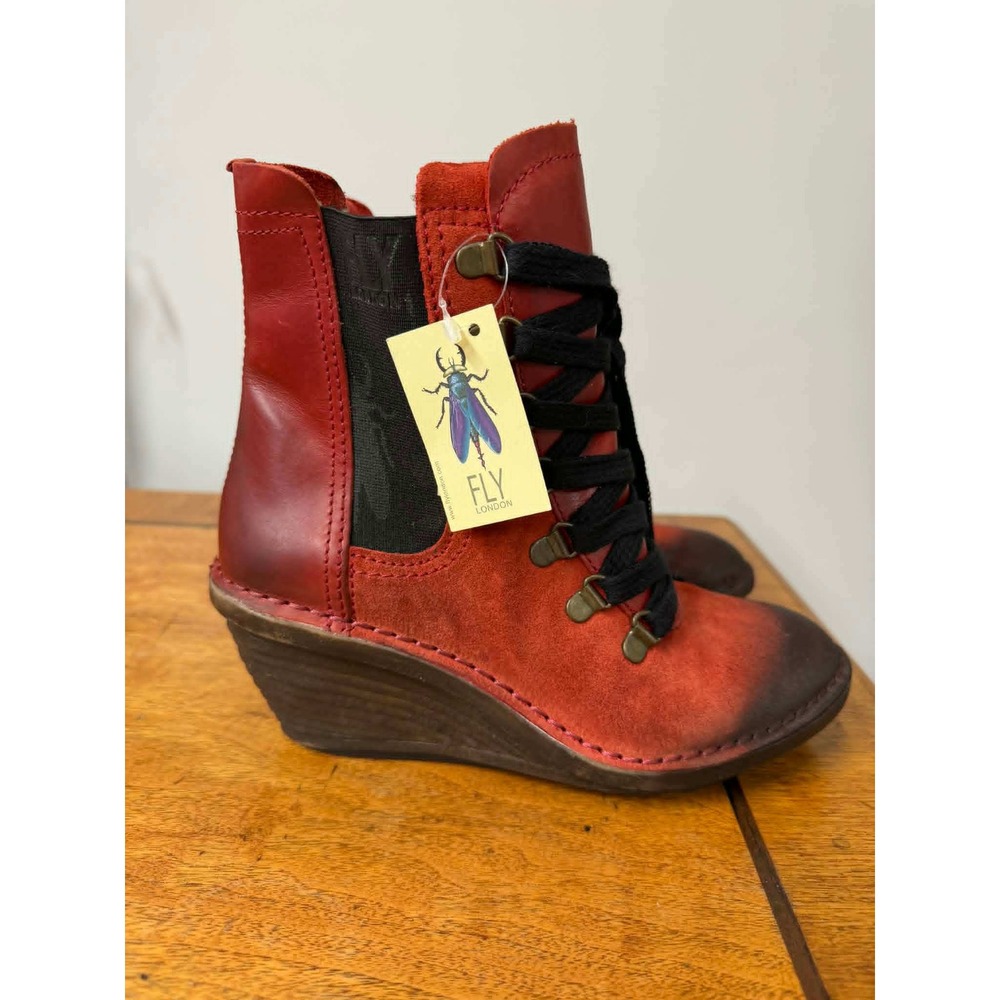 New Fly London Size 37 Red Leather Suede Wedge Ankle Boots Burnished Toe Lace